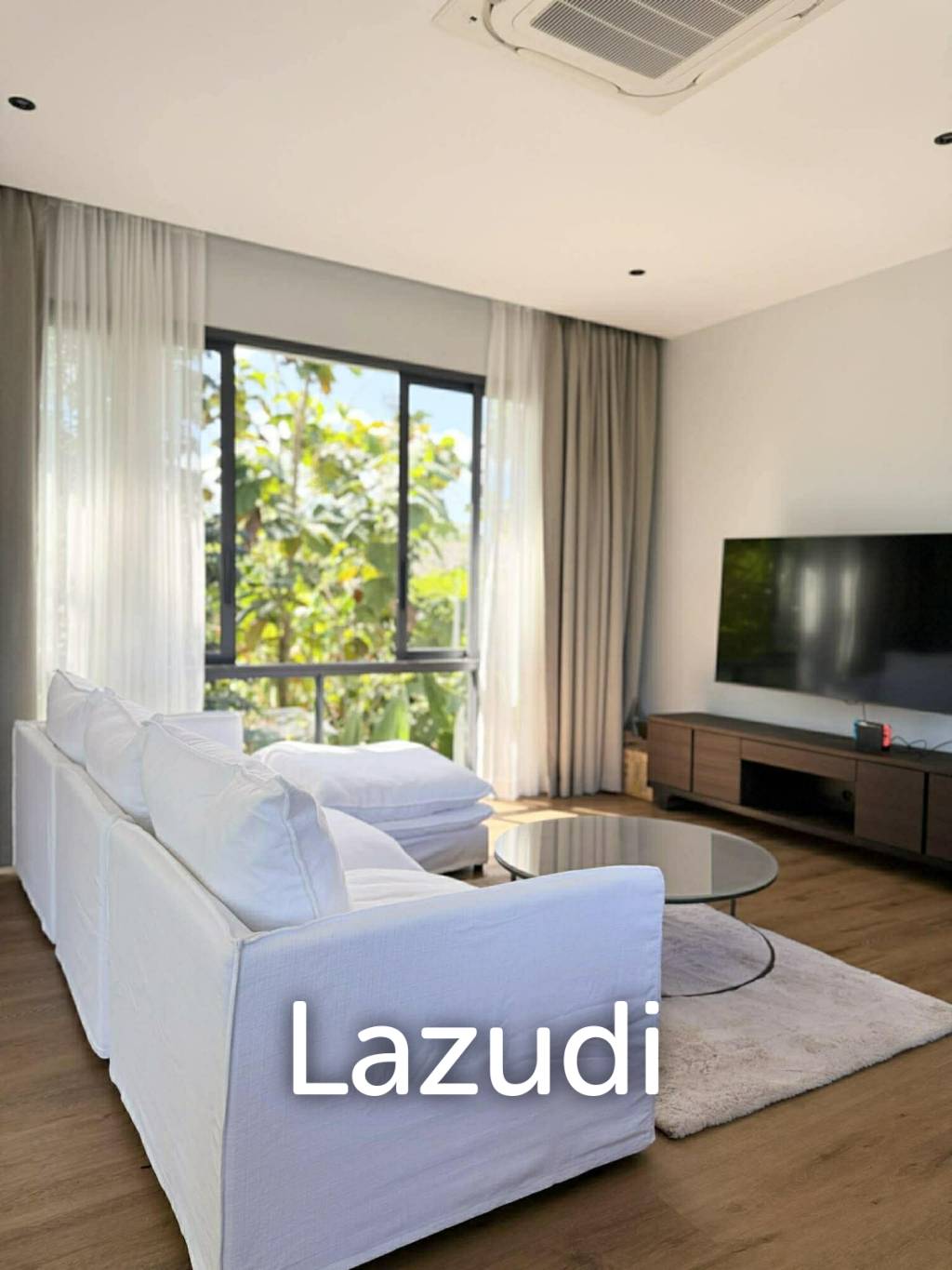Modern pool villa in Ko Kaeo Mouana Residence Phuket near BIS