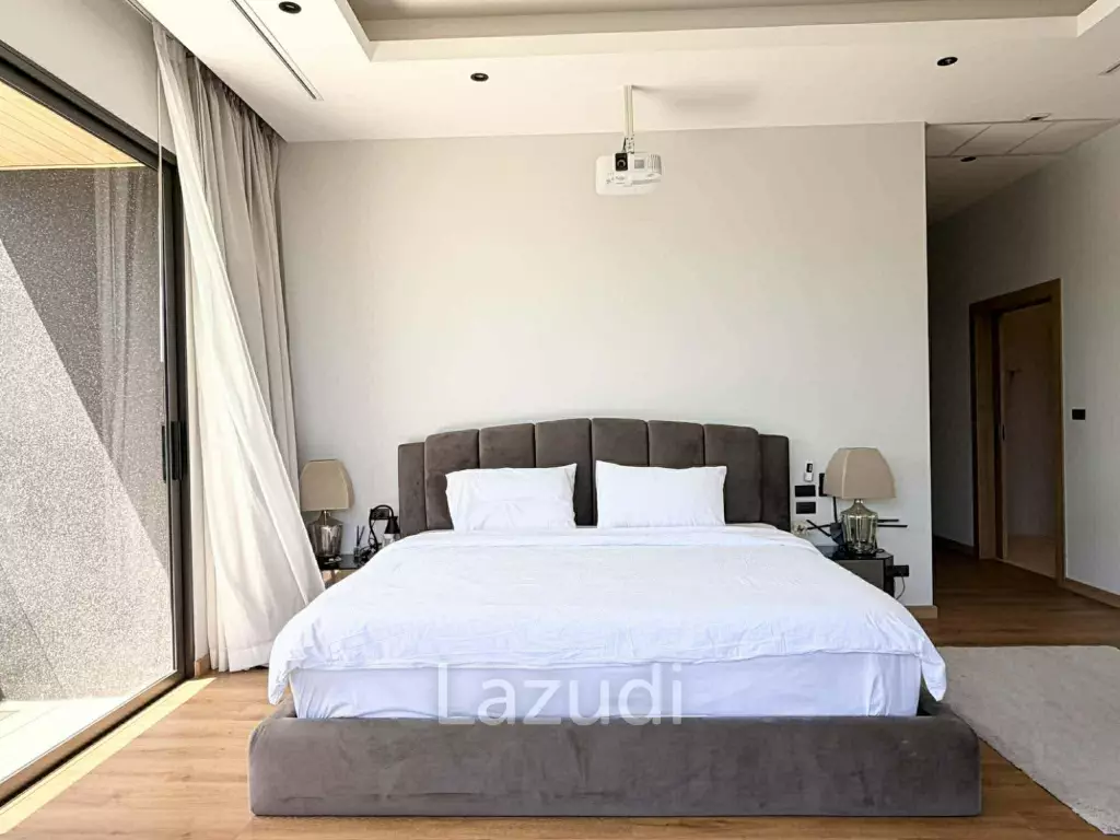 Modern pool villa in Ko Kaeo Mouana Residence Phuket near BIS