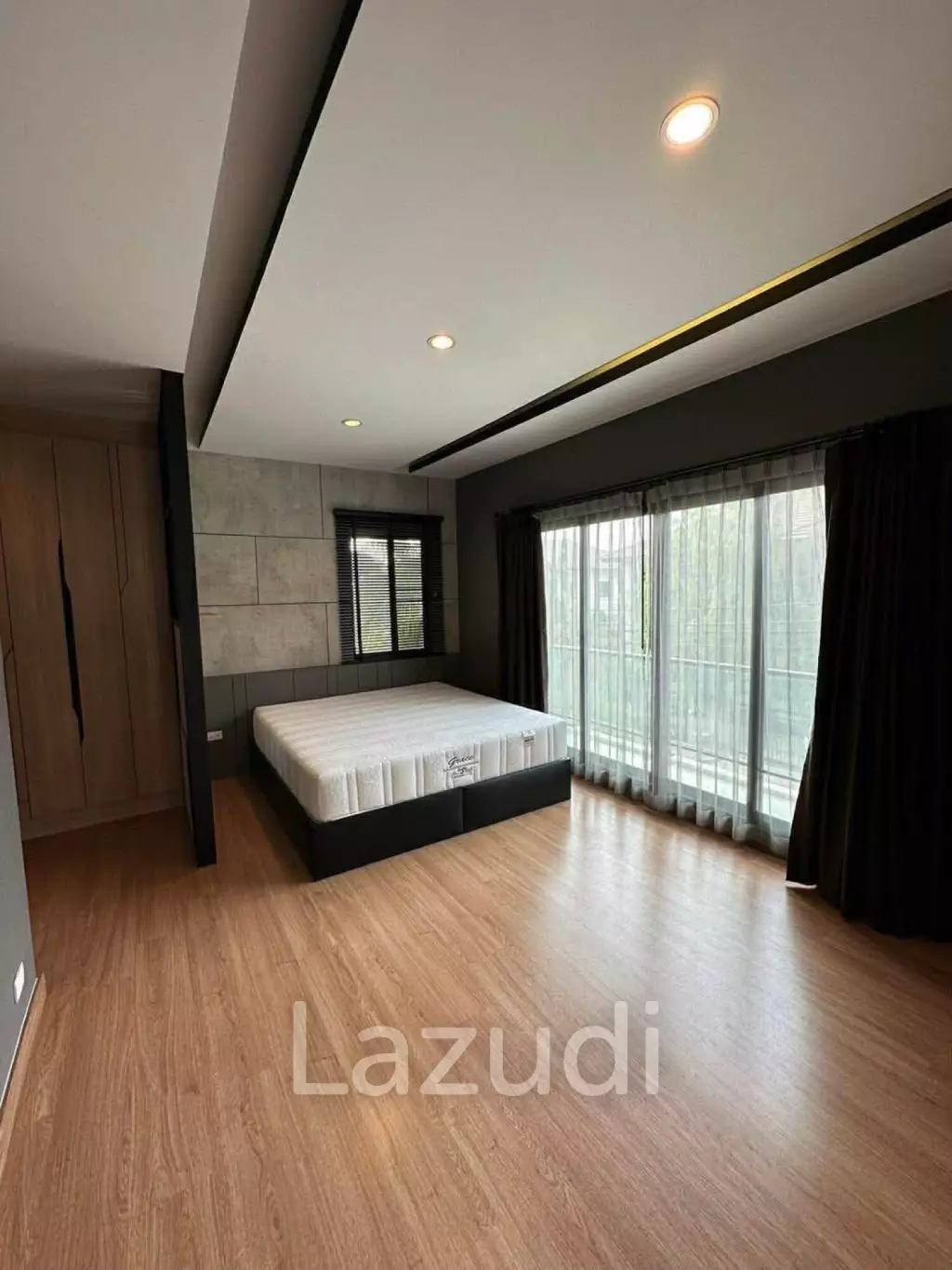 280 sqm modern 4 bed detached house in Suan Luang Bangkok
