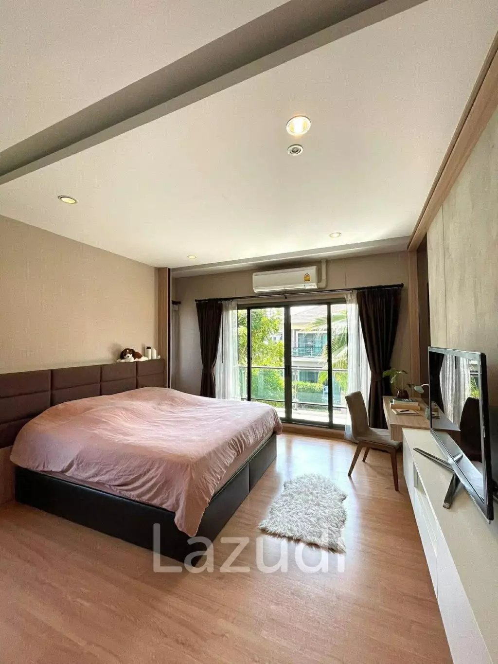 280 sqm modern 4 bed detached house in Suan Luang Bangkok