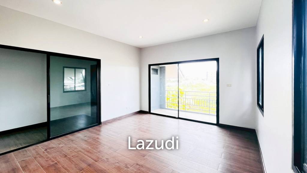 Townhouse with garden in Hua Hin Country hill 1
