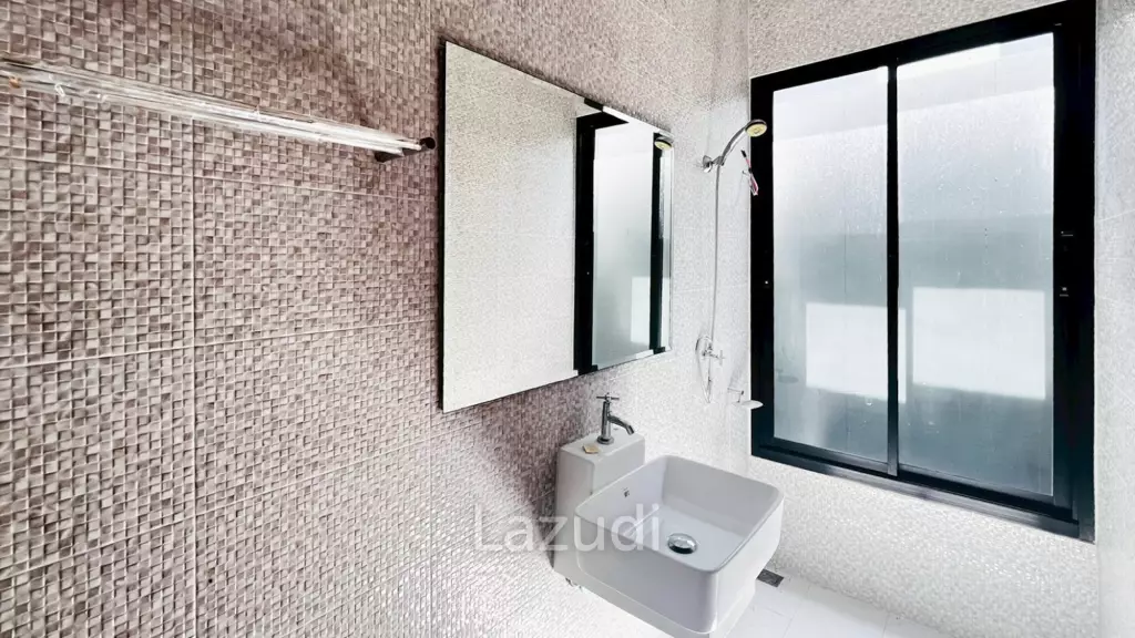 Townhouse with garden in Hua Hin Country hill 1