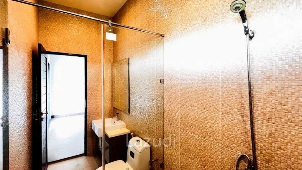 Townhouse with garden in Hua Hin Country hill 1