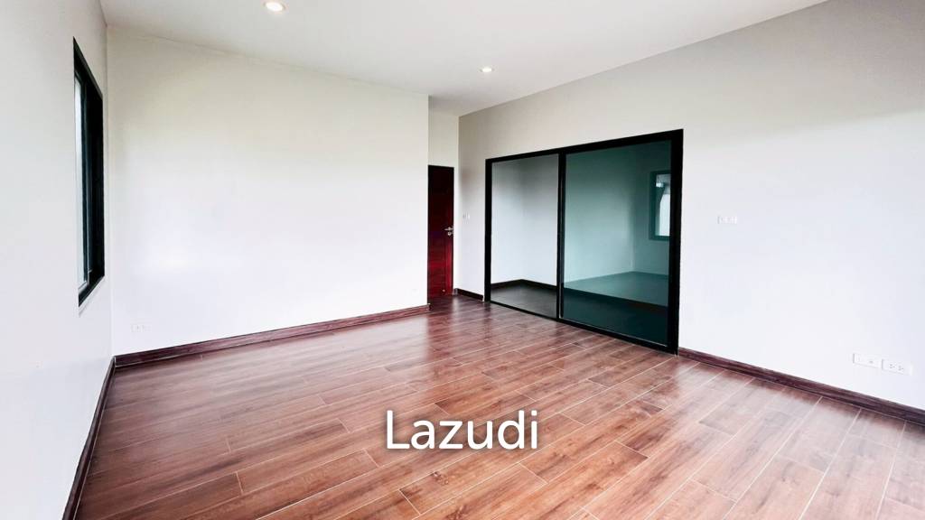 Townhouse with garden in Hua Hin Country hill 1