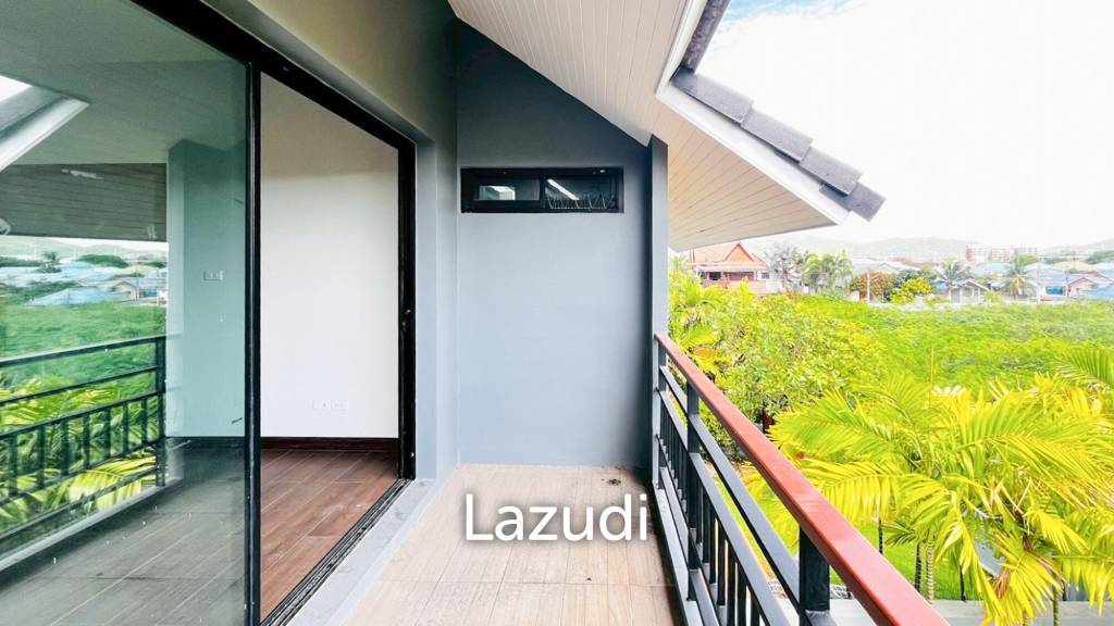 Townhouse with garden in Hua Hin Country hill 1