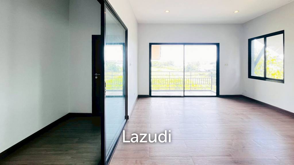 Townhouse with garden in Hua Hin Country hill 1