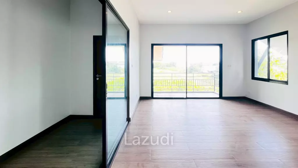 Townhouse with garden in Hua Hin Country hill 1