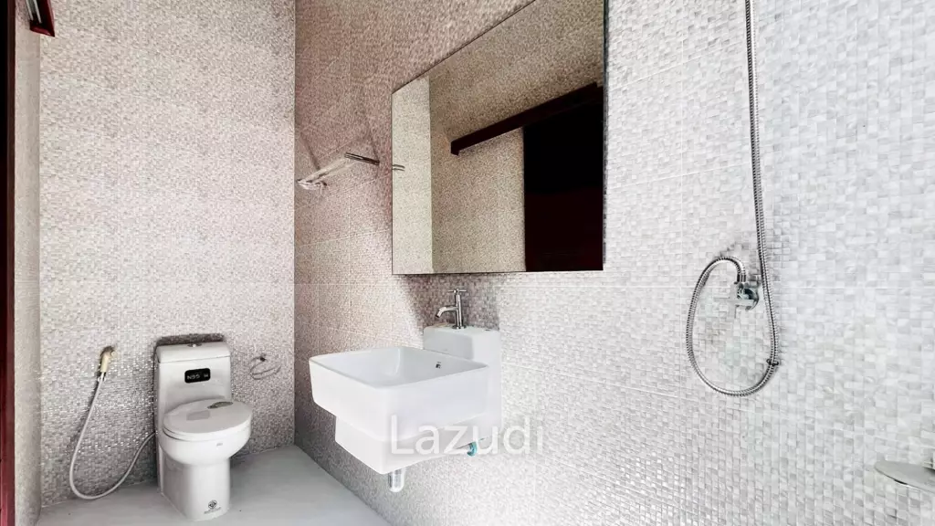 Townhouse with garden in Hua Hin Country hill 1