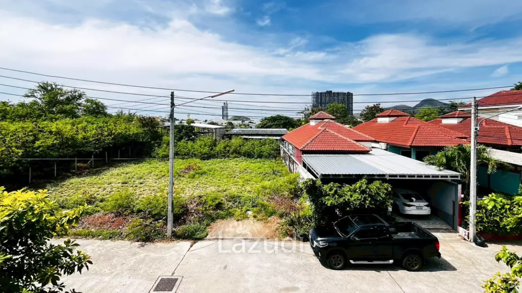 Townhouse with garden in Hua Hin Country hill 1