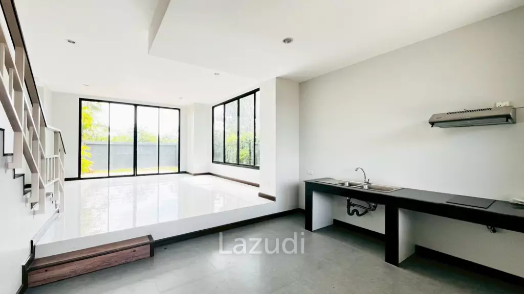 Townhouse with garden in Hua Hin Country hill 1