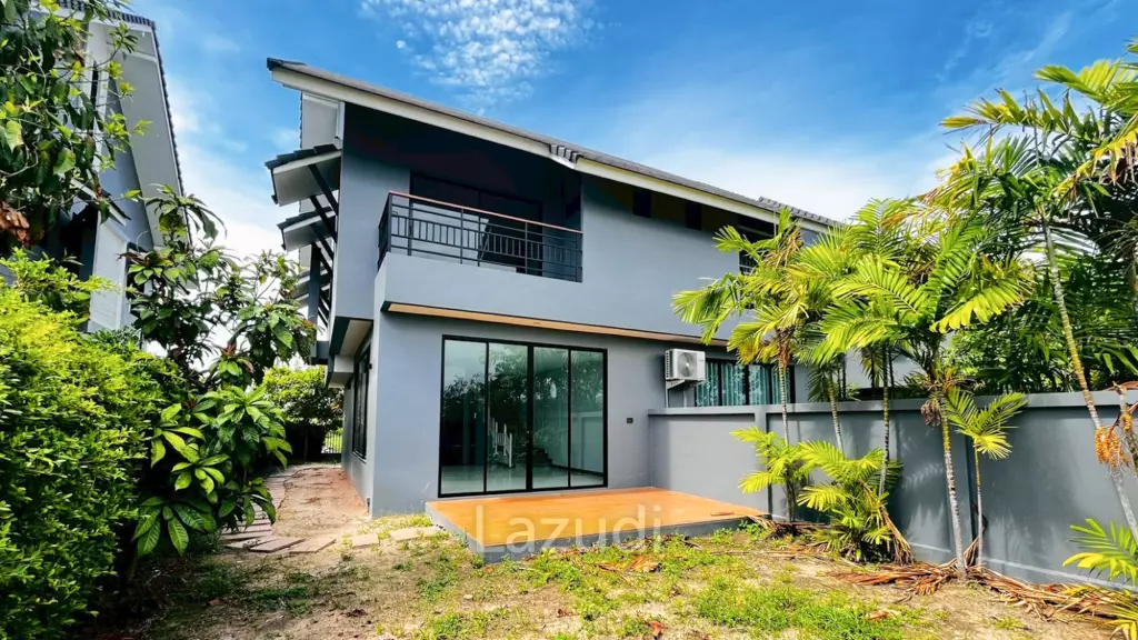 Townhouse with garden in Hua Hin Country hill 1