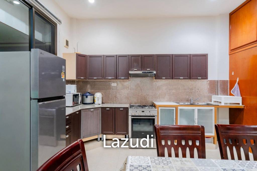 3-Br Poolside Townhouse in Thai Paradise South Cha-Am