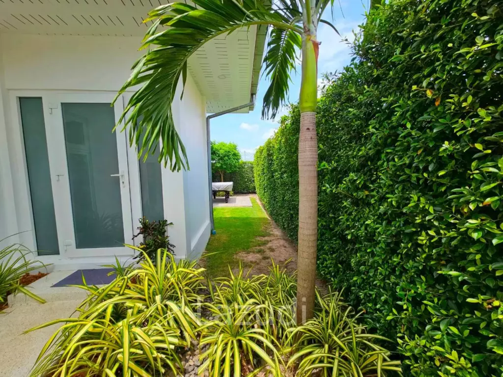 MALI LOTUS : Beautiful 3 Bed Poo villa