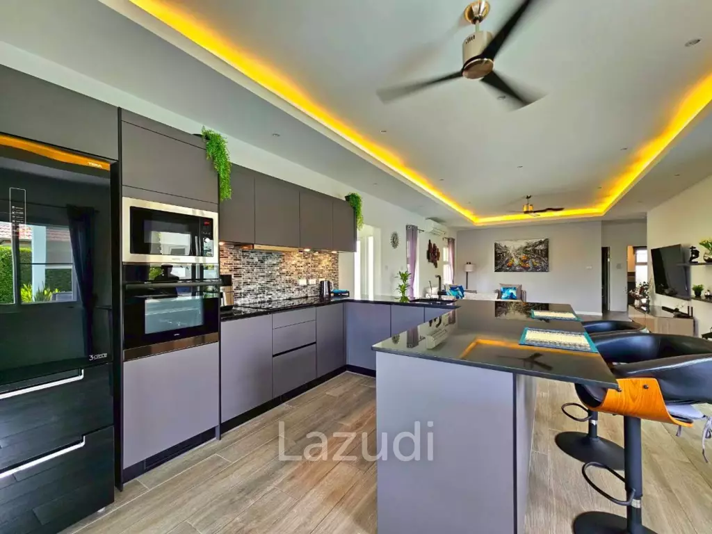 MALI LOTUS : Beautiful 3 Bed Poo villa