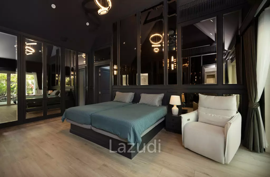 Beautifully renovated unique property on a huge plot