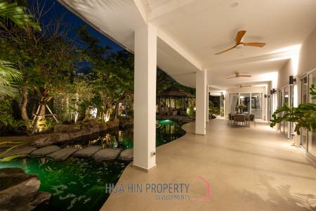 Beautifully renovated unique property on a huge plot