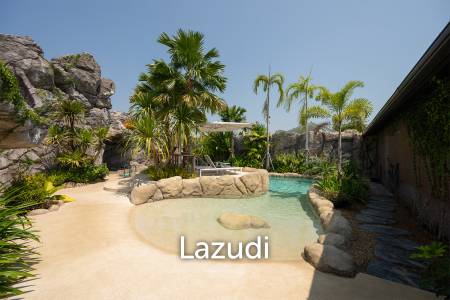 Beautifully renovated unique property on a huge plot