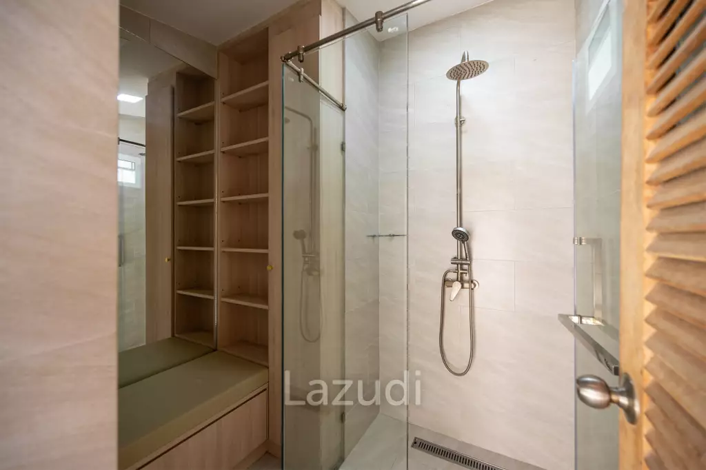 Beautifully renovated unique property on a huge plot