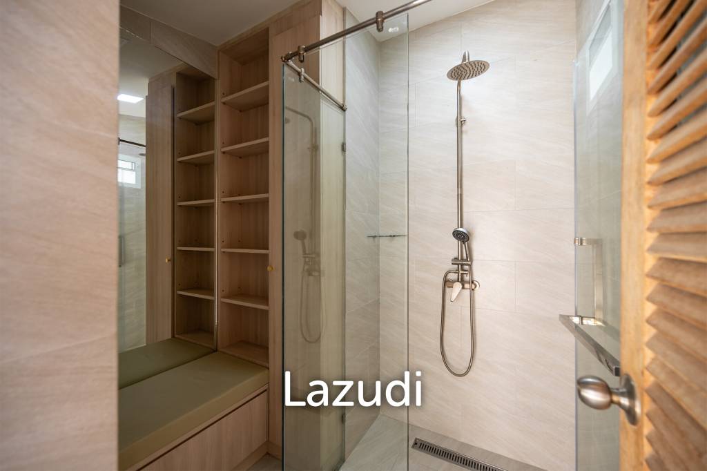 Beautifully renovated unique property on a huge plot