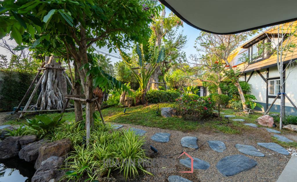 Beautifully renovated unique property on a huge plot