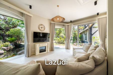 Beautifully renovated unique property on a huge plot