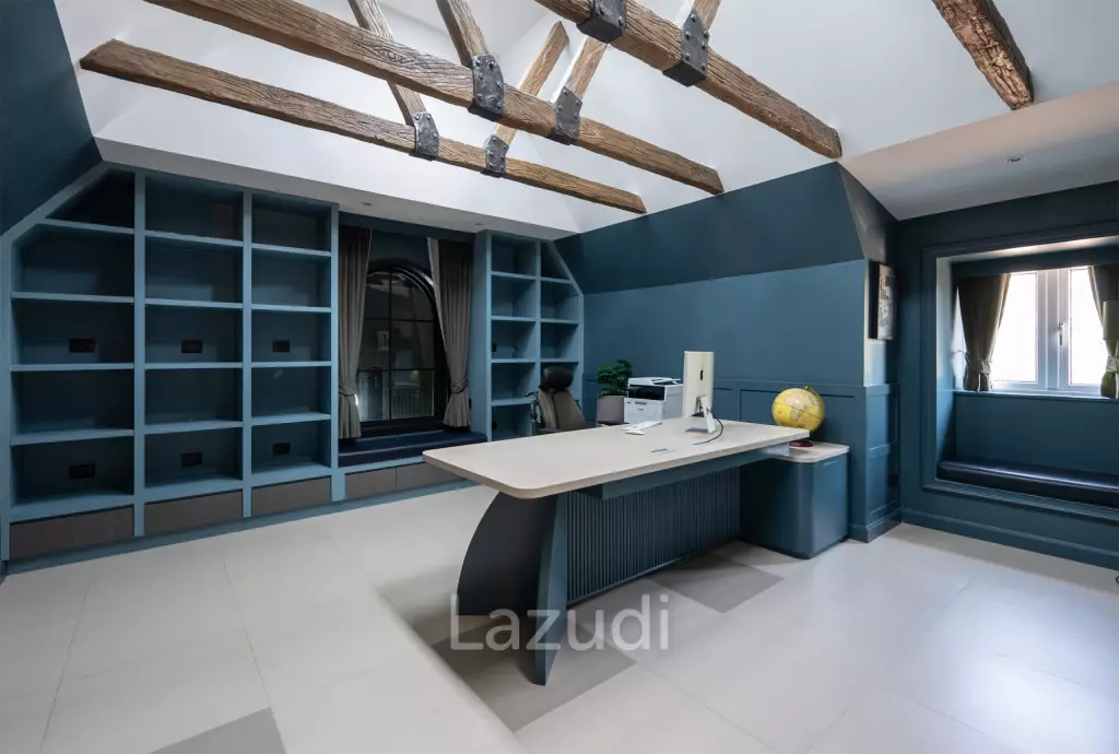 Beautifully renovated unique property on a huge plot