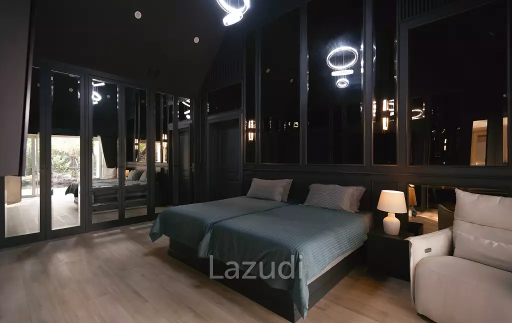 Beautifully renovated unique property on a huge plot
