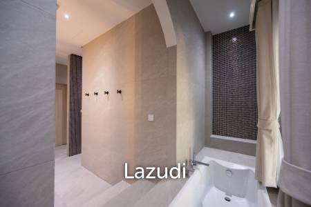 Beautifully renovated unique property on a huge plot