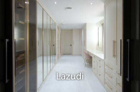 Beautifully renovated unique property on a huge plot