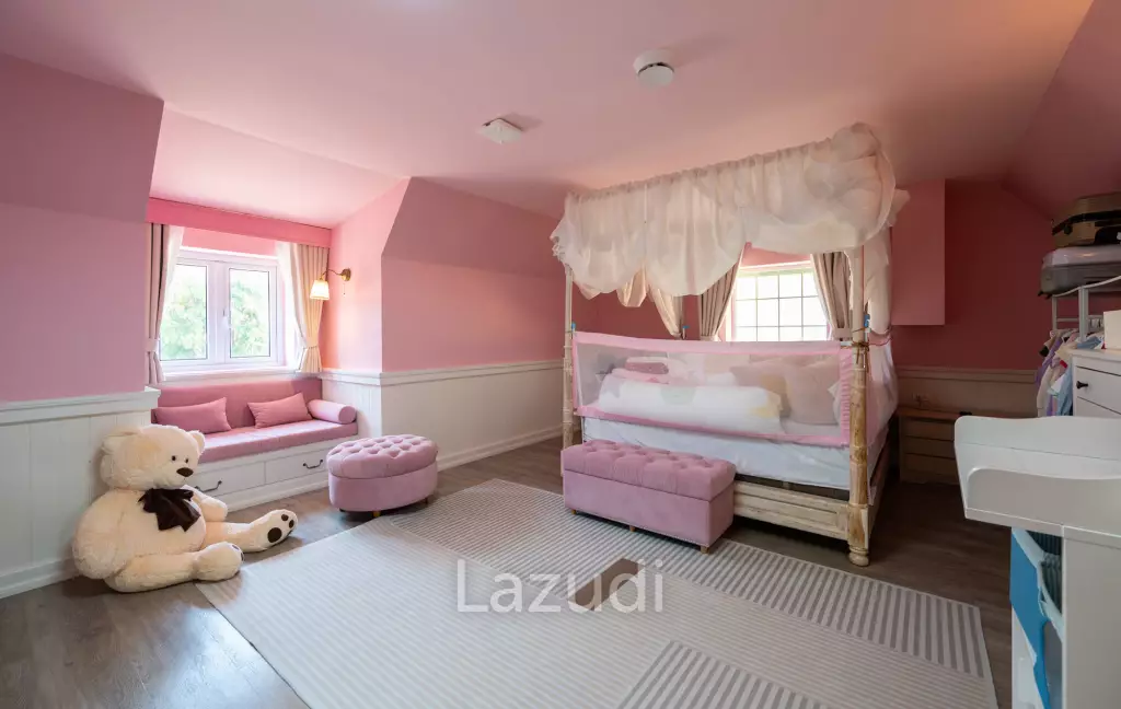 Beautifully renovated unique property on a huge plot