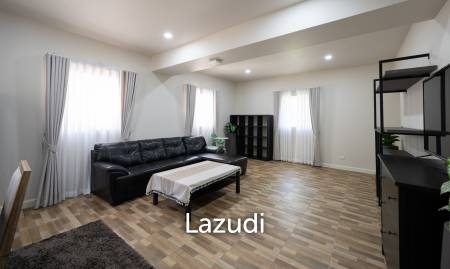 Beautifully renovated unique property on a huge plot