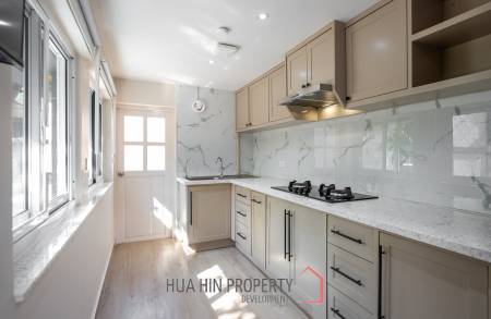 Beautifully renovated unique property on a huge plot