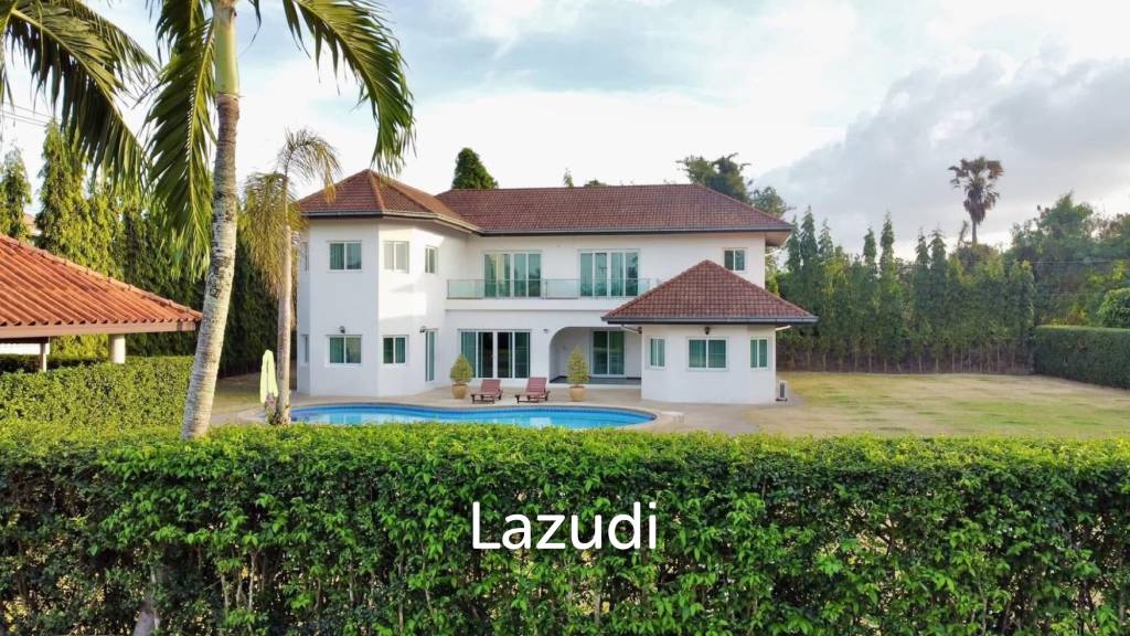 Grand 2-Story Luxury Pool Villa Near Maprachan Lake