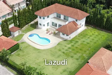 Grand 2-Story Luxury Pool Villa Near Maprachan Lake