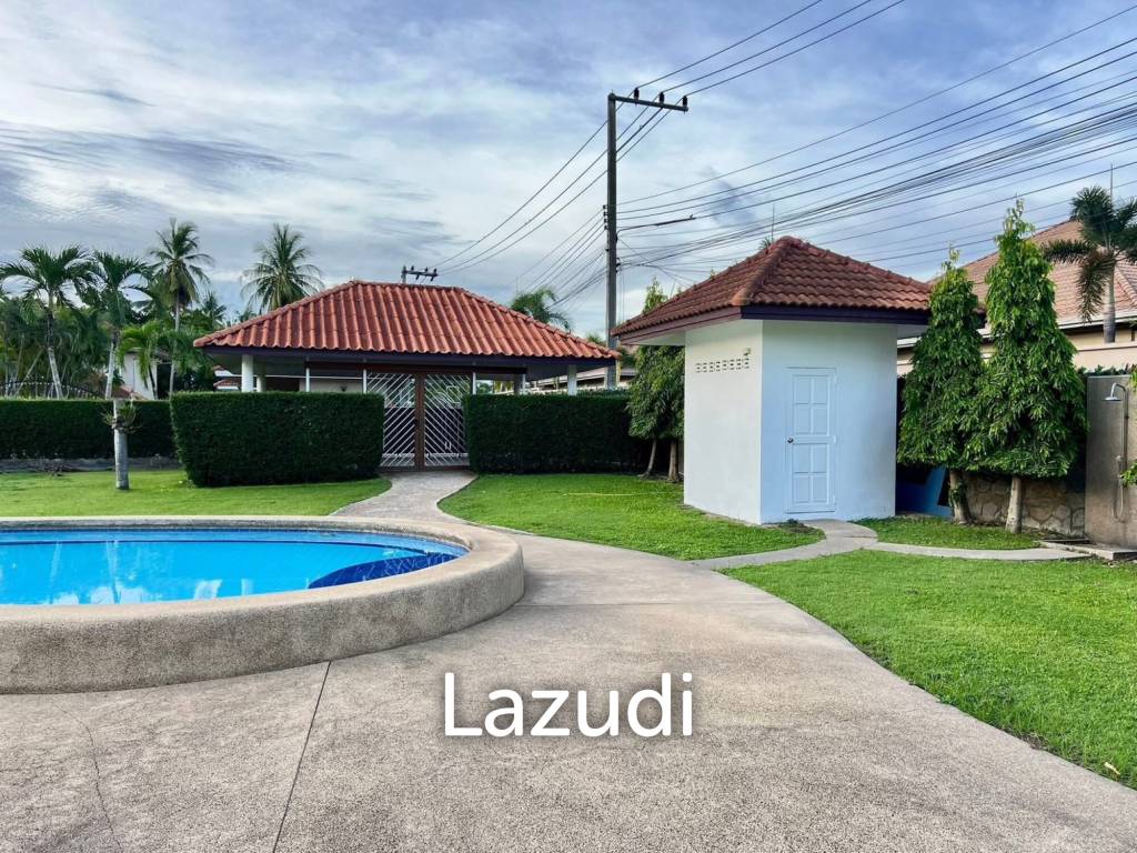 Grand 2-Story Luxury Pool Villa Near Maprachan Lake
