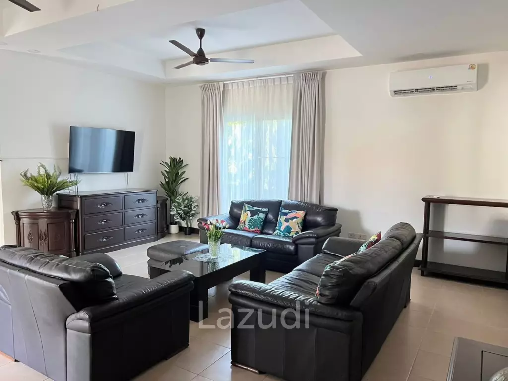 Grand 2-Story Luxury Pool Villa Near Maprachan Lake