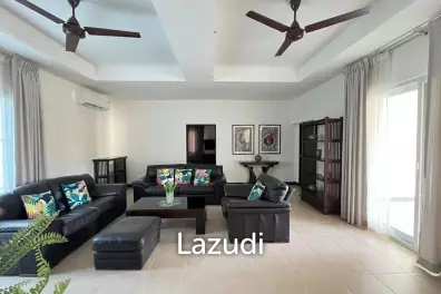 Grand 2-Story Luxury Pool Villa Near Maprachan Lake