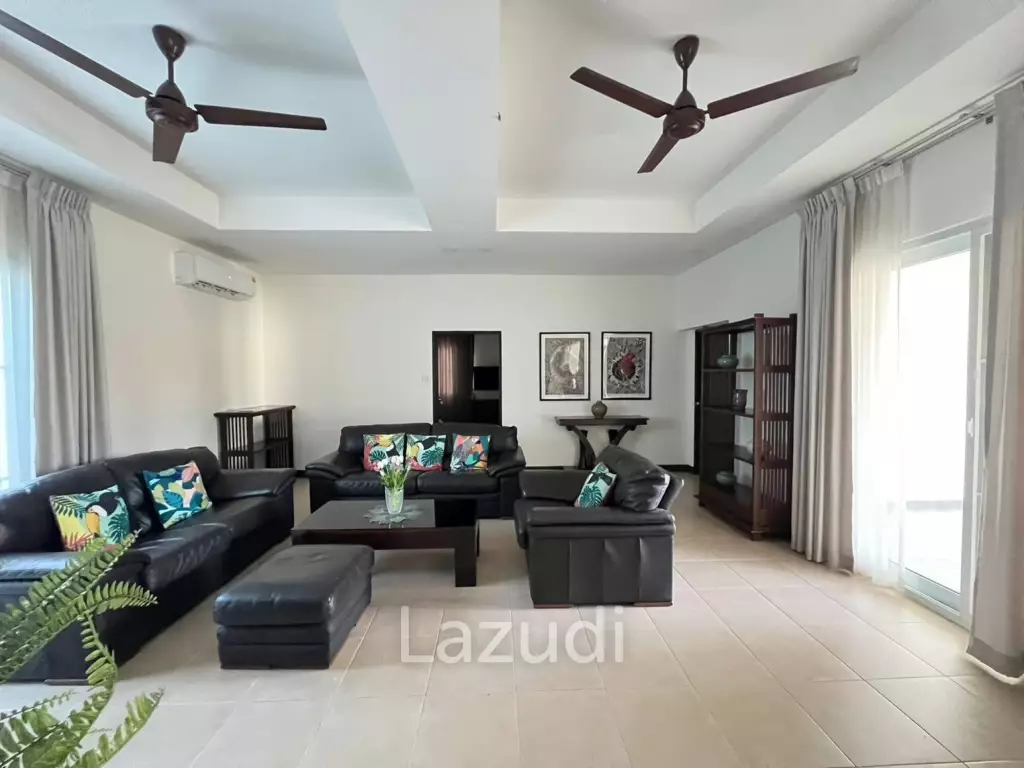 Grand 2-Story Luxury Pool Villa Near Maprachan Lake