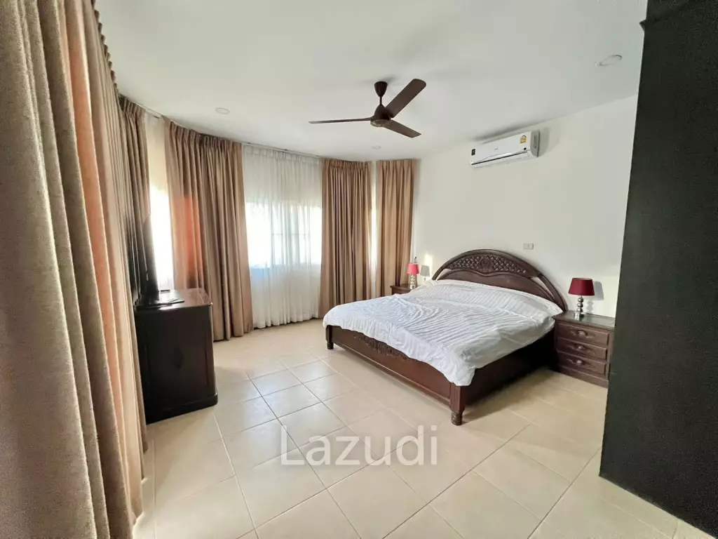 Grand 2-Story Luxury Pool Villa Near Maprachan Lake