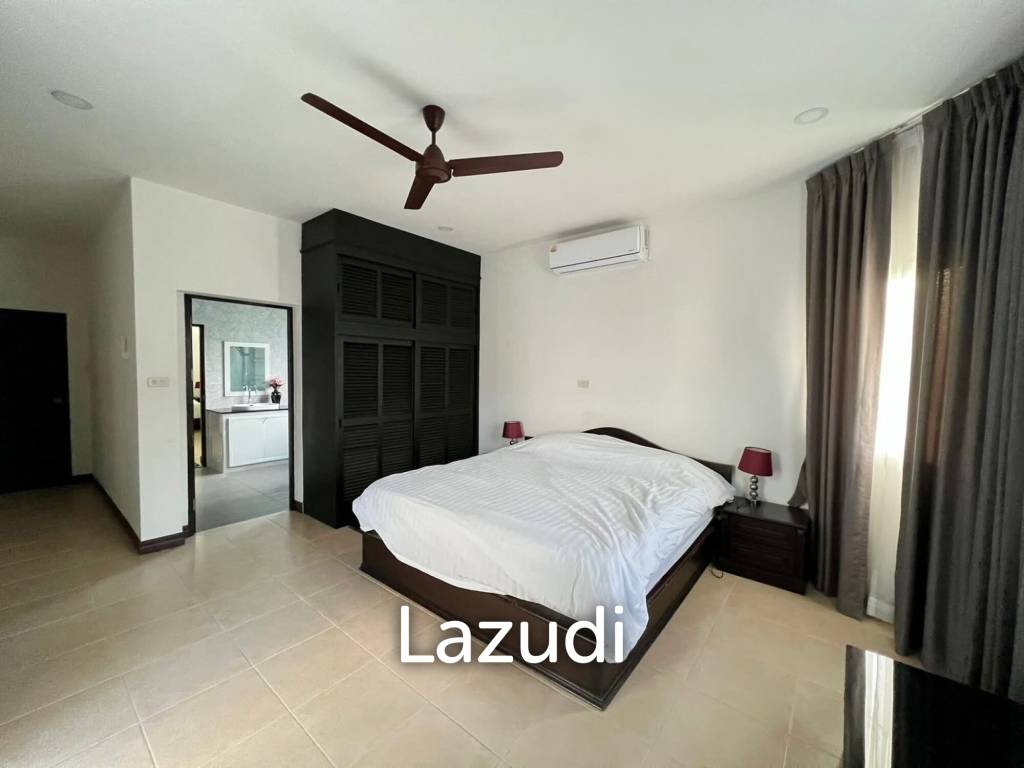 Grand 2-Story Luxury Pool Villa Near Maprachan Lake
