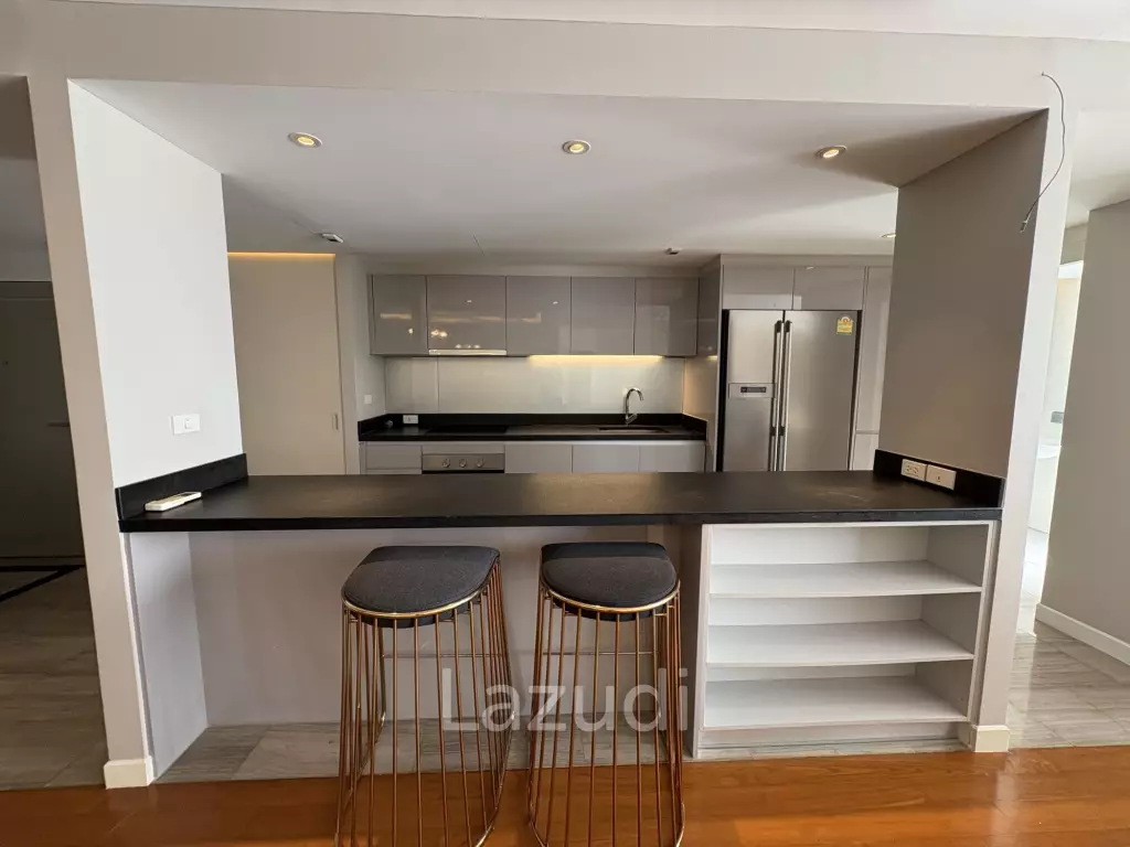 200 sqm 4 Bed 4 Bath La Citta Penthouse condo in Khlong Tan Nuea, Wattana Bangkok