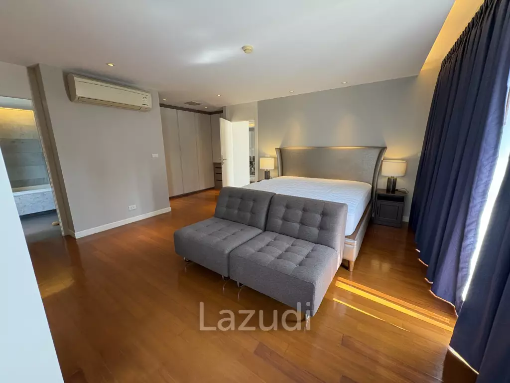 200 sqm 4 Bed 4 Bath La Citta Penthouse condo in Khlong Tan Nuea, Wattana Bangkok