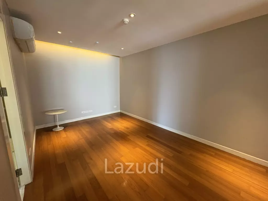 200 sqm 4 Bed 4 Bath La Citta Penthouse condo in Khlong Tan Nuea, Wattana Bangkok
