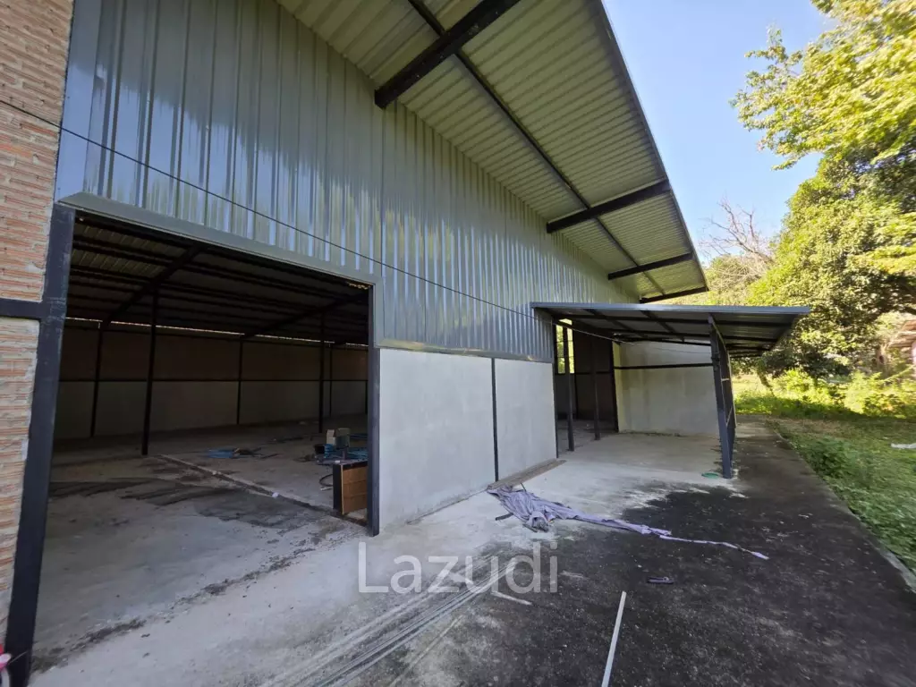 Massive 14-Rai Prime Land with House in Sattahip