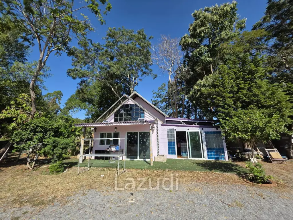 Massive 14-Rai Prime Land with House in Sattahip