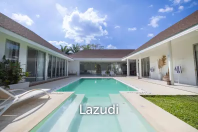 Modern 5-Bedroom Tropical Pool Villa for Sale in Cherng Talay