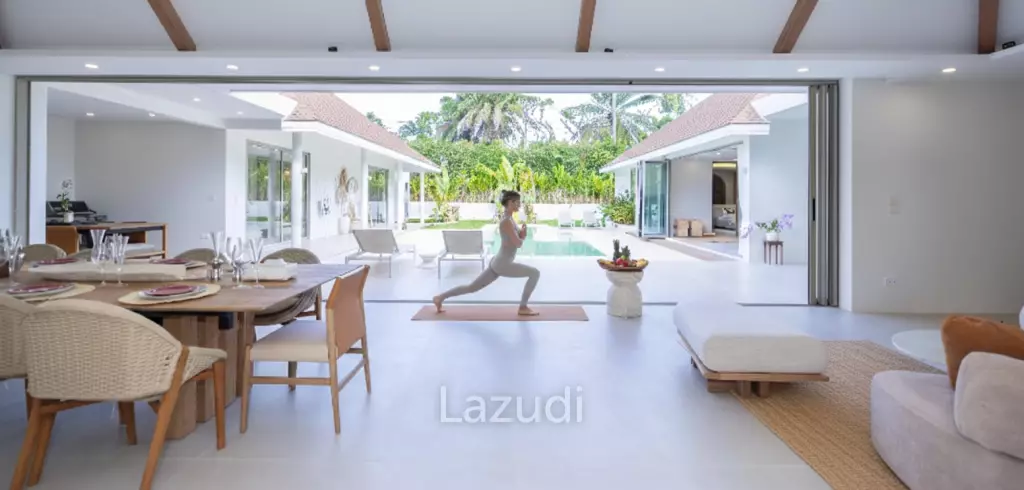Modern 5-Bedroom Tropical Pool Villa for Sale in Cherng Talay