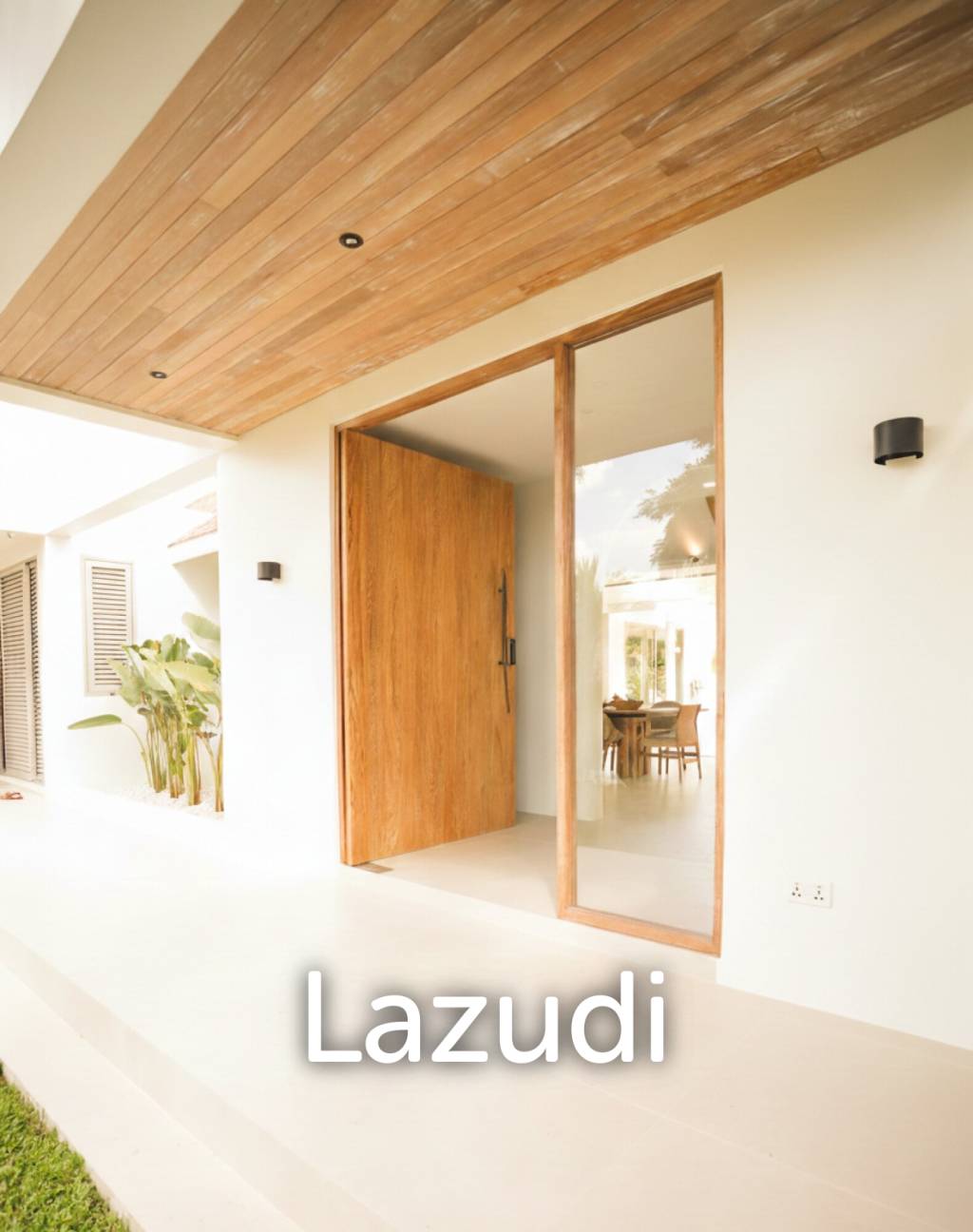 Modern 5-Bedroom Tropical Pool Villa for Sale in Cherng Talay