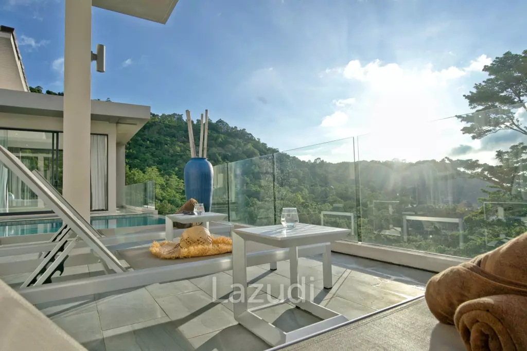 Contemporary 4-Bedroom Sea View Villa in Bang Por