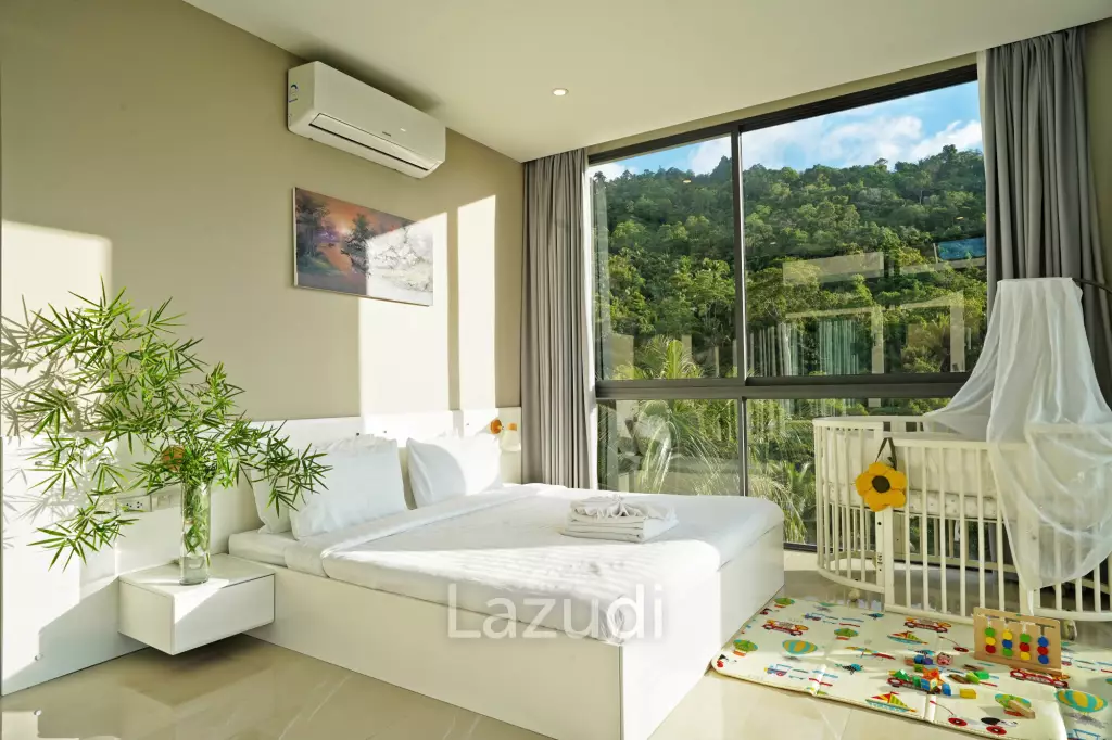 Contemporary 4-Bedroom Sea View Villa in Bang Por